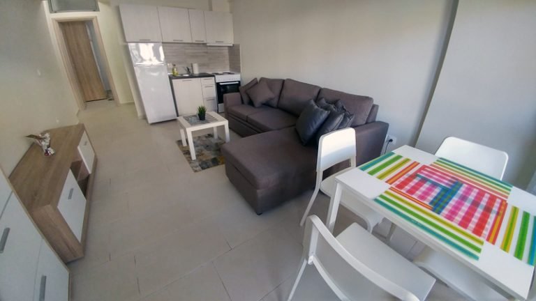 Letovanje grcka apartmani pefkohori vila nevenakis 24 768x432
