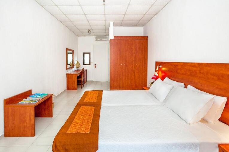 Xenios dolphin beach 23